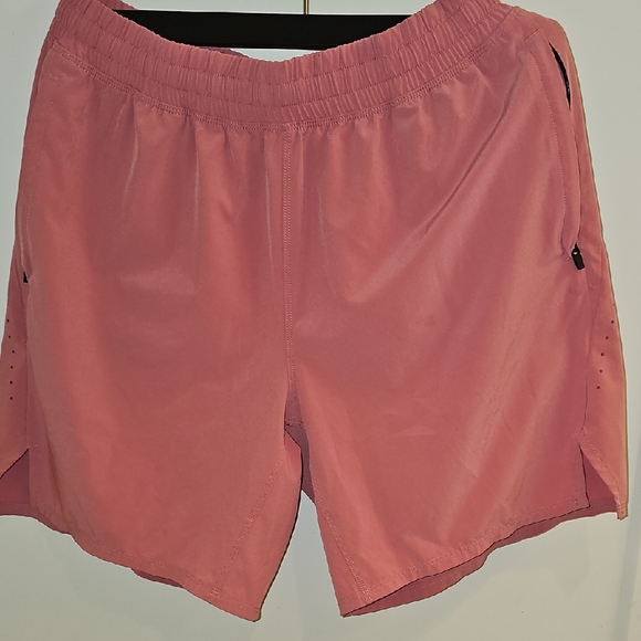 All in Motion Coral Active Shorts - Picture 1 of 4